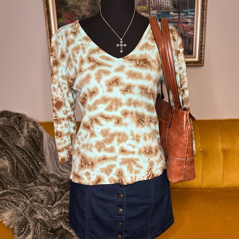 Elegant V-Neck Tie-Dye Long Sleeve Top